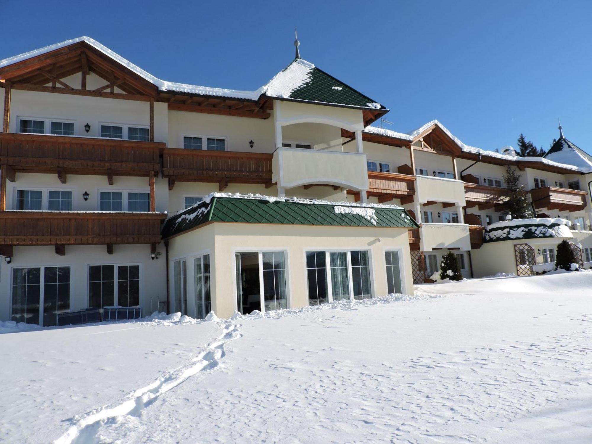 Residence Rossboden Mit Hallenbad Verano Exterior photo